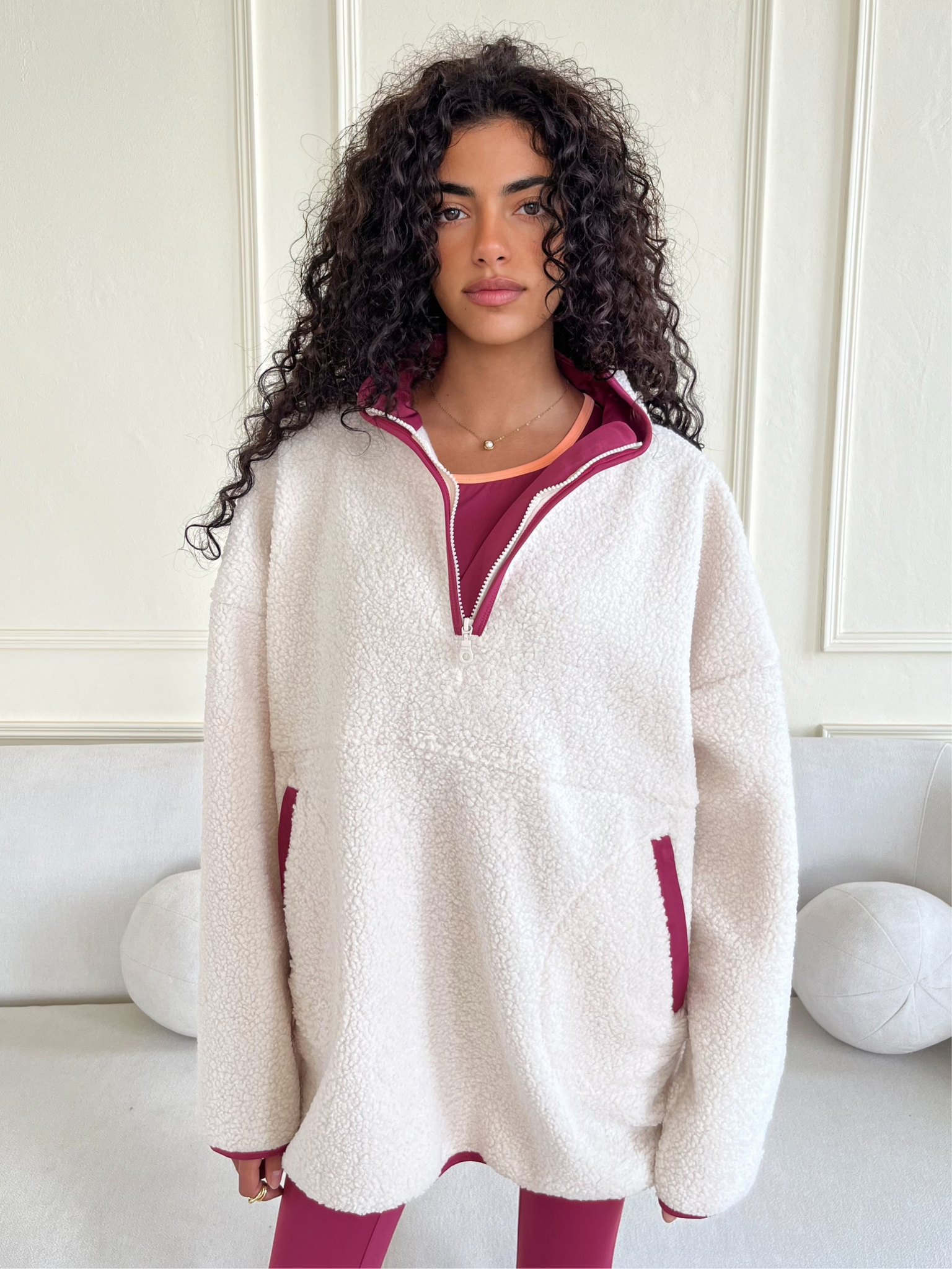 Teddy Off-White/ Berry Piping Fur Half Zip